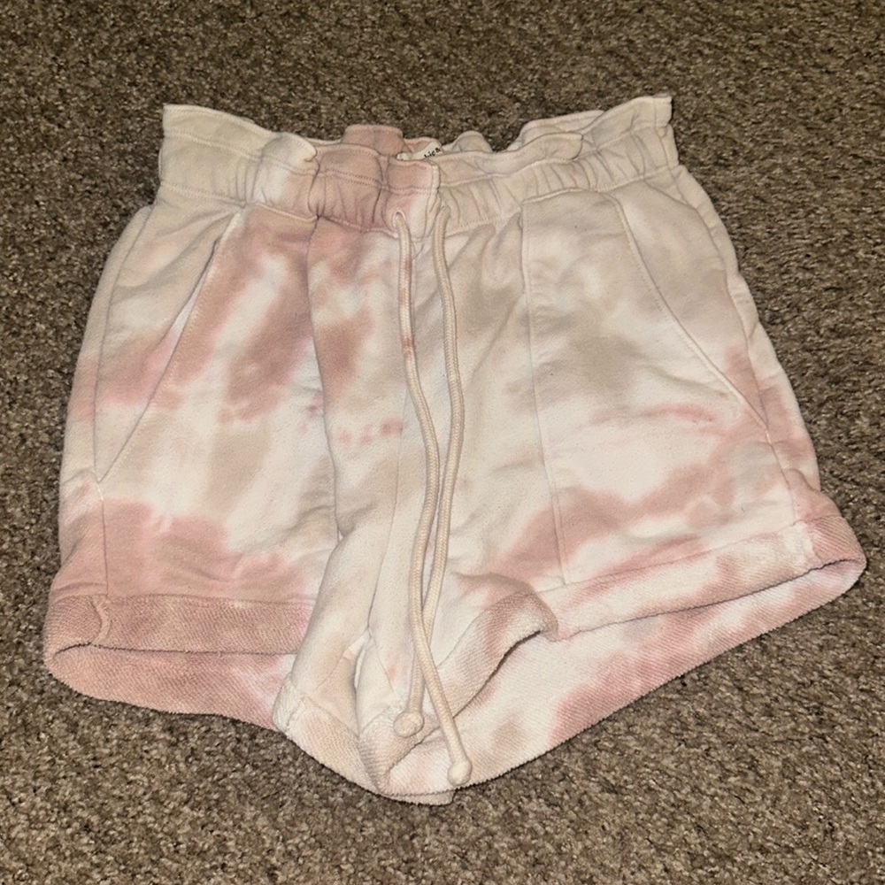 Abercrombie & Fitch Garment Dyed Short
